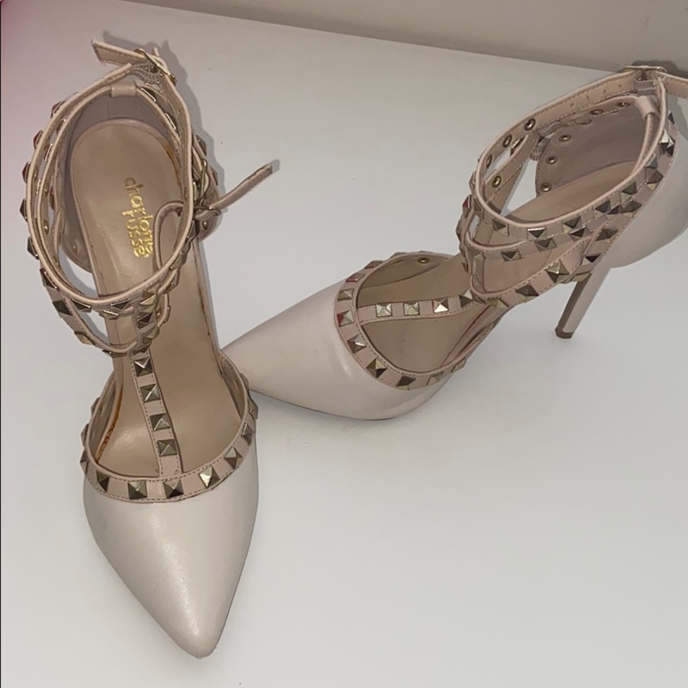 CLASSIER NUDE PUMP